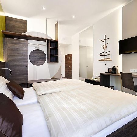 Eee Hotel Marchtrenk Habitación foto