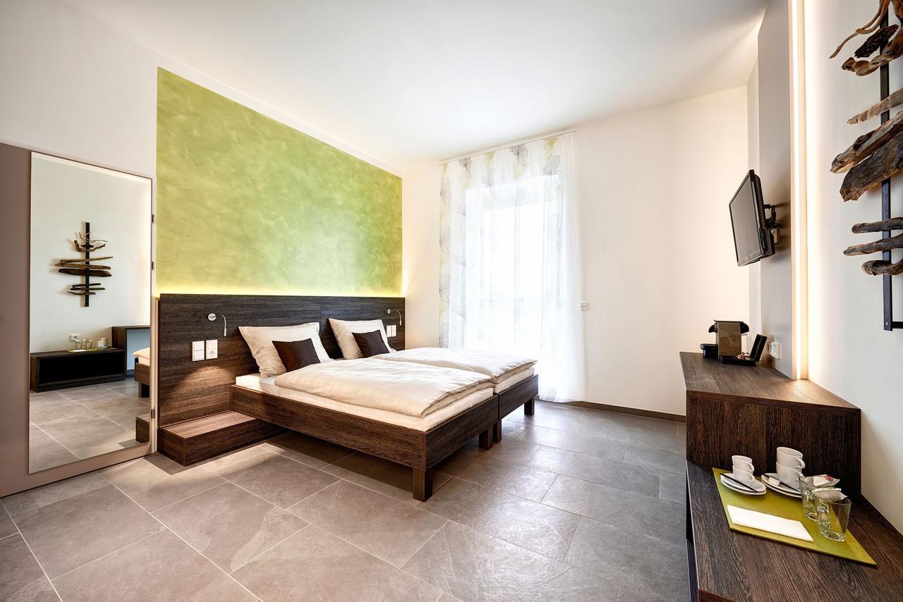 Eee Hotel Marchtrenk Habitación foto
