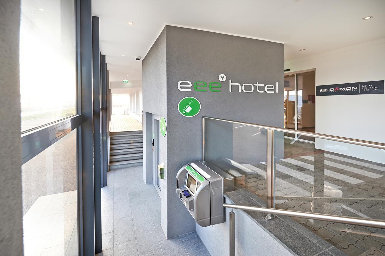 Eee Hotel Marchtrenk Exterior foto
